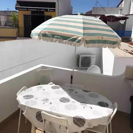 Casa Girassol, Tavira Sea View, 2 Minutes To Ferry * Santa Luzia (Tavira)