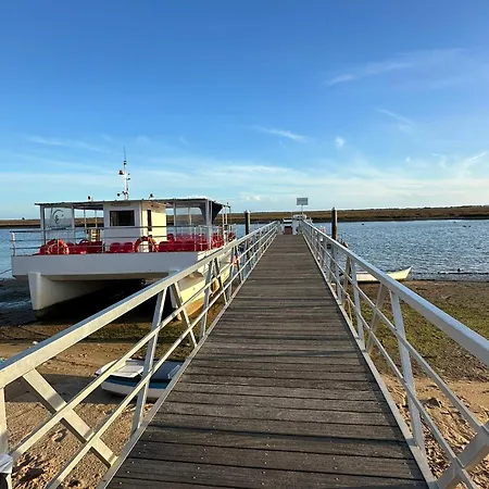 Casa Girassol, Tavira Sea View, 2 Minutes To Ferry * Santa Luzia (Tavira)