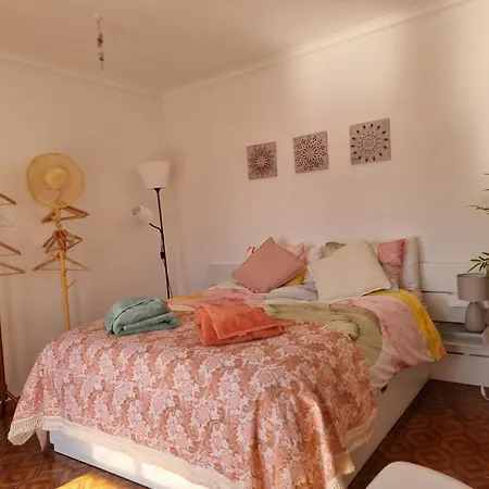 Casa vacanze Casa Girassol, Tavira Sea View, 2 Minutes To Ferry Santa Luzia (Tavira)